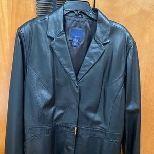 3/4 Length Venezia Women’s Black Leather Winter Jacket/Coat. Size 18/20.